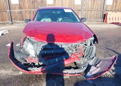 2010 Ford Fusion S z USA, uszkodzony, nr VIN 3FAHP0GA6AR134774